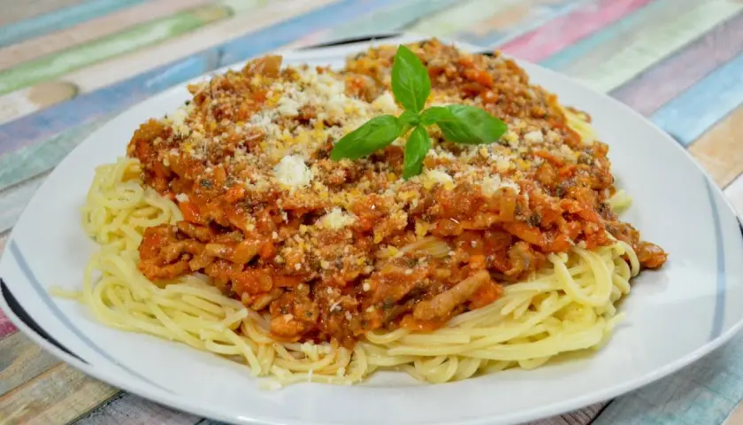 Pyszne spaghetti z ryżem – wyjątkowy przepis, który zaskoczy wszystkich